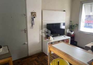 Apartamento / 2 dormitórios / 1 vaga rotativa / jardim itu / porto alegre / rs