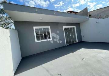 Casa de 2 dormitórios com 65m² de área privativa, pontas das canas - florianópolis / sc.