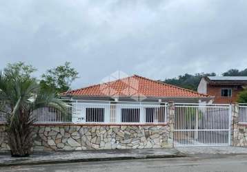 Casa 3 quartos/dormitórios no bairro ribeirão cavalo em jaraguá do sul