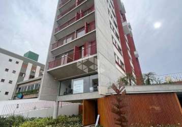 Belíssimo apartamento 2 dormitórios, bairro menino deus