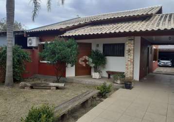 Casa 3 dormitórios, 1 suíte, 4 vagas, bairro lami