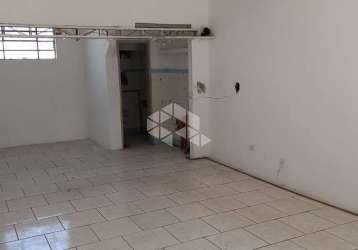 Loja de 41m² à venda no bairro camaquã