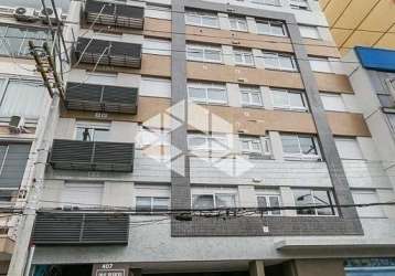 Apartamento com 1 dormitório e 1 vaga no bairro centro histórico