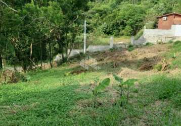 Lindo terreno alto com viabilidade para construir