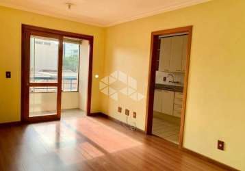 Apartamento, 2 quartos, 1 vaga, churrasqueira, bairro santana, porto alegre