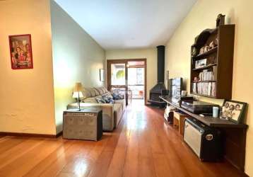 Apartamento 3 dormitórios, 1 suíte, 1 vaga, mont serrat, porto alegre.