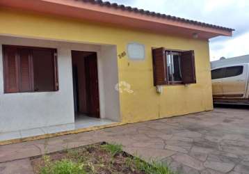 Casa à venda no bairro pinheiro machado.