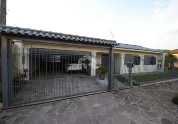 Casa com 4 quartos à venda na rua lobo da costa, 55, camobi, santa maria por r$ 1.800.000