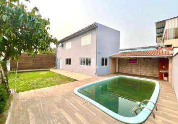 Casa com terreno amplo e piscina à venda no bairro nonoay - santa maria/rs