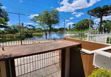 Casa com 3 dormitórios e 4 vagas em frente a lagoa bairro desvio rizzo