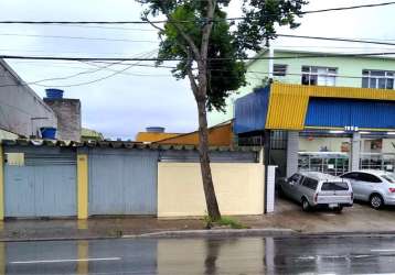 Casa terreá à venda na  av atlântica.