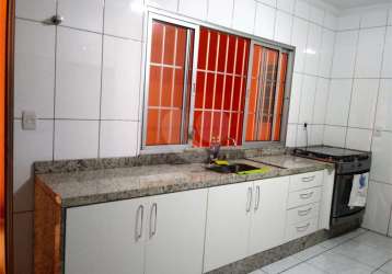 Lindo apartamento na cidade ademar