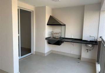 Apartamento 3 dormitórios