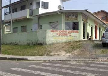 Prédio inteiro à venda em centro - pr