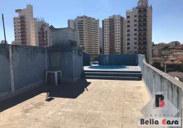 Sobrado com 3 quartos e 4 banheiros à venda, 276 m²