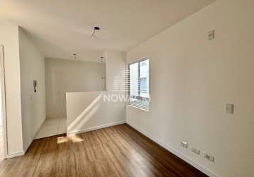 Apartamento com 2 dormitórios e uma vaga no bairro cachoeira