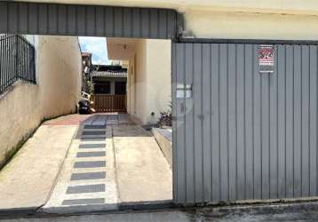 Casa com 3 quartos para locação em água fria - sp