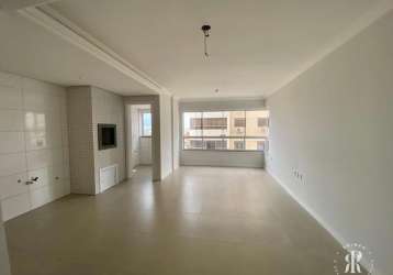 Apartamento de  01 dormitório com vista panorâmica e terraço em tramandaí rs