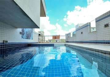 Cobertura com piscina incrível no paraíso. 380 m2 - 3 dorm (1 suíte) 3 vagas