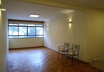 Apartamento de 112m2, 2 dormitórios, 2 vagas, próximo ao metrô vergueiro, aclimação.