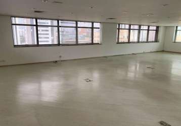 Sala comercial com 4 vagas de garagem na chácara santo antonio