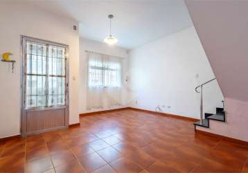 Casa de vila, 75m², 3 dormitórios, 3 banheiros, área externa, soton e 1 vaga na pompeia/vila romana