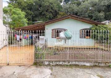 Casa no cic com excelente terreno em rua sem saída