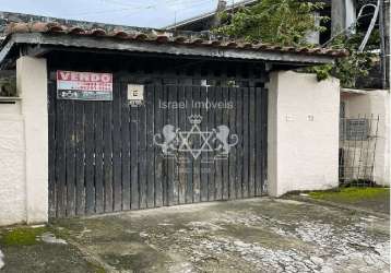 Casa  à venda, travessão, caraguatatuba, sp, com excelente localização em 2 lotes.