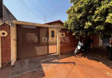 Casa em zequinha amêndola  -  barretos