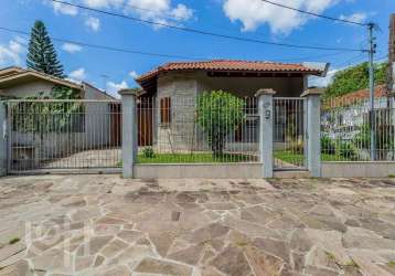 Casa com 3 quartos à venda na rua doutor jorge fayet, 651, chácara das pedras, porto alegre por r$ 1.400.000