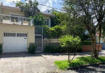 Casa com 3 quartos à venda na rua saica, 170, petrópolis, porto alegre por r$ 1.179.900