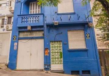 Casa com 3 quartos à venda na rua felipe camarão, 224, rio branco, porto alegre por r$ 1.000.000