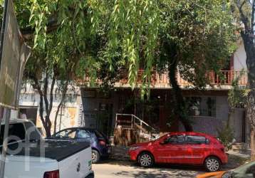 Casa com 2 quartos à venda na avenida nova york, 571, são joão, porto alegre por r$ 840.000