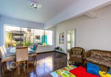 Casa com 4 quartos à venda na rua livramento, 381, santana, porto alegre por r$ 790.000