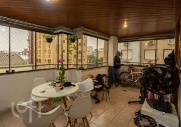 Apartamento com 3 quartos à venda na avenida ganzo, 677, menino deus, porto alegre por r$ 980.000