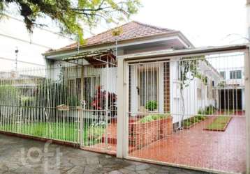 Casa com 3 quartos à venda na avenida princesa isabel, 1092, santana, porto alegre por r$ 850.000