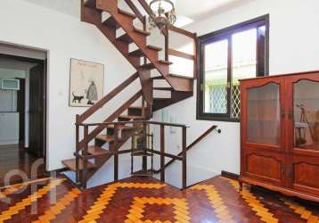 Casa com 4 quartos à venda na rua rio pardo, 372, passo da areia, porto alegre por r$ 995.000