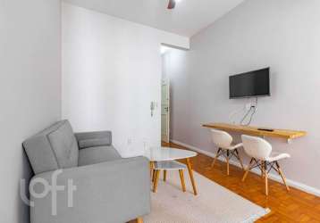 Apartamento com 1 quarto à venda na rua doutor marques canário, 24, leblon, rio de janeiro por r$ 745.000