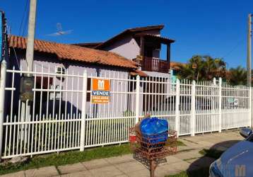 Casa com 3 quartos à venda na rua argélia, 92, estância velha, canoas por r$ 829.700