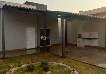 Casa com 3 quartos à venda na rua saulo de castro, jardim maracanã, uberaba, 250 m2 por r$ 390.000