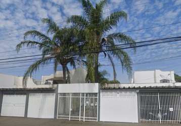 Casa em condomínio fechado com 4 quartos à venda na rua general osório, estados unidos, uberaba por r$ 300.000