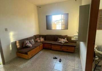 Casa com 2 quartos à venda na rua delta, parque das américas, uberaba, 360 m2 por r$ 380.000