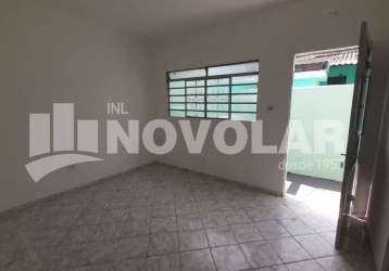 Casa assobradada na vila gustavo com 02 dormitórios