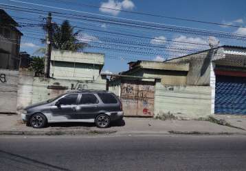 Terreno com 8 casas em miguel couto