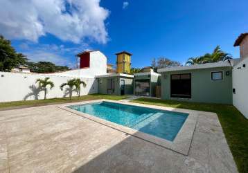 Casa nova a venda a poucos metros da praia de geribá