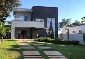 Belíssima casa a venda no 'riviera de santa cristina xiii' - paranapanema /sp.