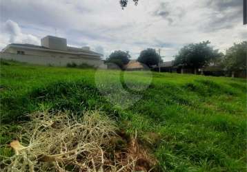 Terreno à venda em villaggio capríccio - sp