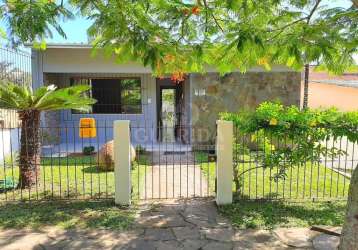 Casa com 2 quartos à venda na rua antônio josephino perrone, 343, espírito santo, porto alegre por r$ 490.000