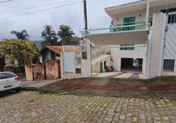 Casa com 4 quartos à venda na rua josé batista rosa, 437, trindade, florianópolis, 291 m2 por r$ 1.480.000