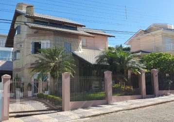 Casa em condomínio fechado com 4 quartos à venda na rua laélia purpurata, 96, joão paulo, florianópolis, 412 m2 por r$ 2.470.000